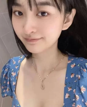 观山湖反差妹子