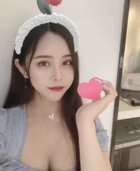 天河丝足小甜心