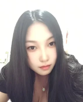 诱人大奶小姐姐