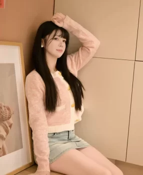 南京白皙巨乳紧致学生妹