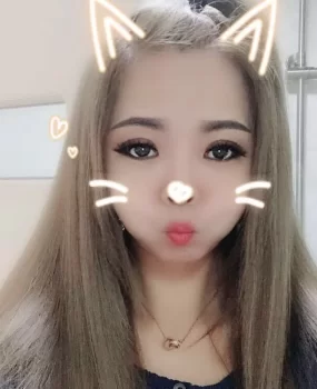 微信联系到的一个不错的妹子