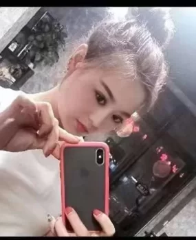 兼职小妹。活好。不机车，有条件可双飞