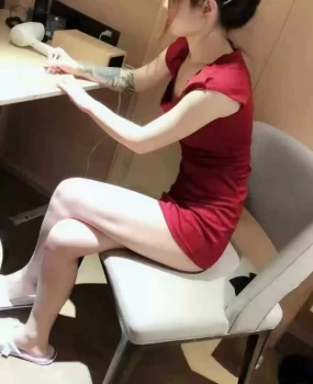 海通蓝郡，海通蓝郡，海通蓝郡，下面还粉，看图是本人