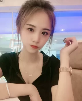 风骚服务水多的一塌糊涂的北京美眉