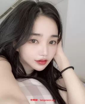 漳州清纯女大奶颜值妹，制服诱惑，情趣丝袜，